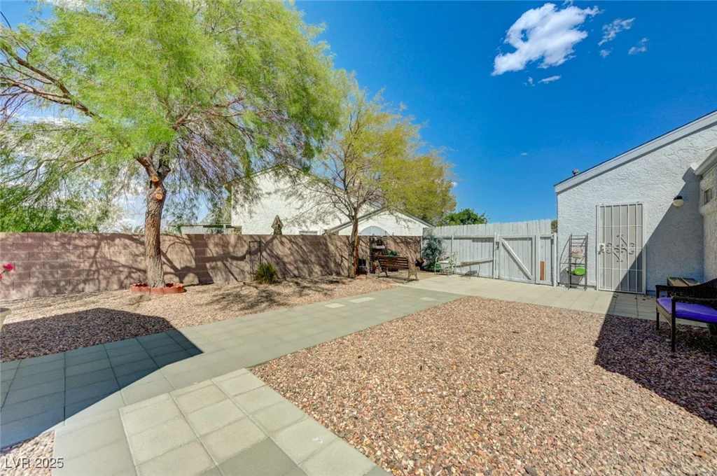 871 Bergamont, Henderson, NV 89002