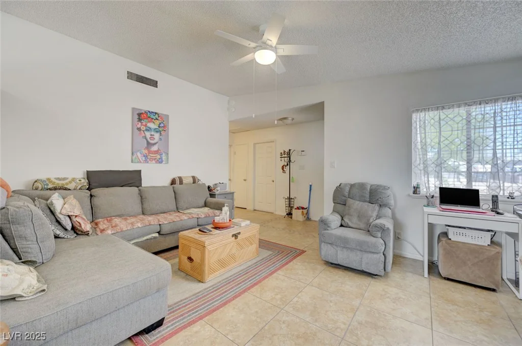 871 Bergamont, Henderson, NV 89002