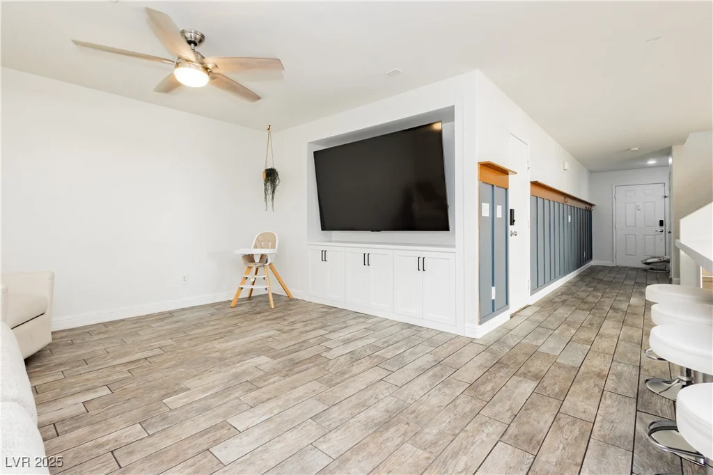 551 Swiss Cottage, Las Vegas, NV 89178