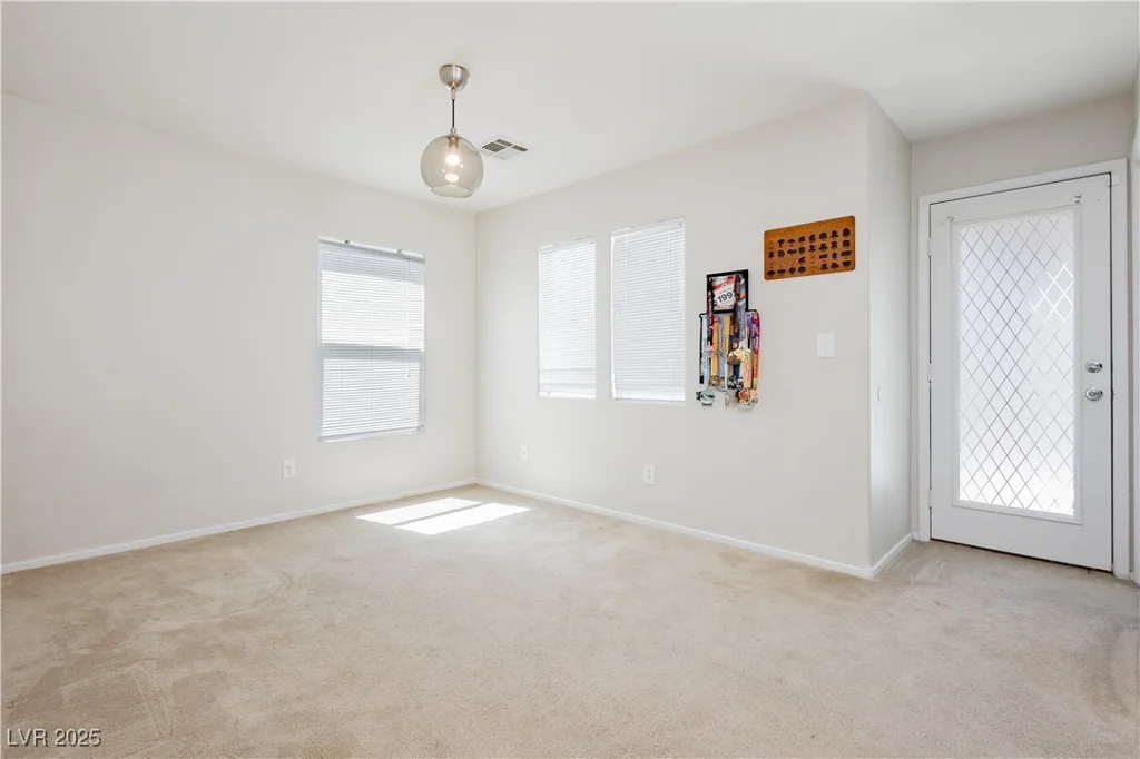 551 Swiss Cottage, Las Vegas, NV 89178