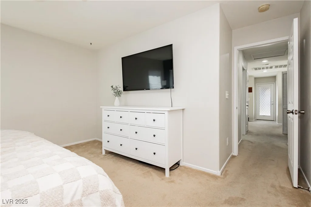 551 Swiss Cottage, Las Vegas, NV 89178