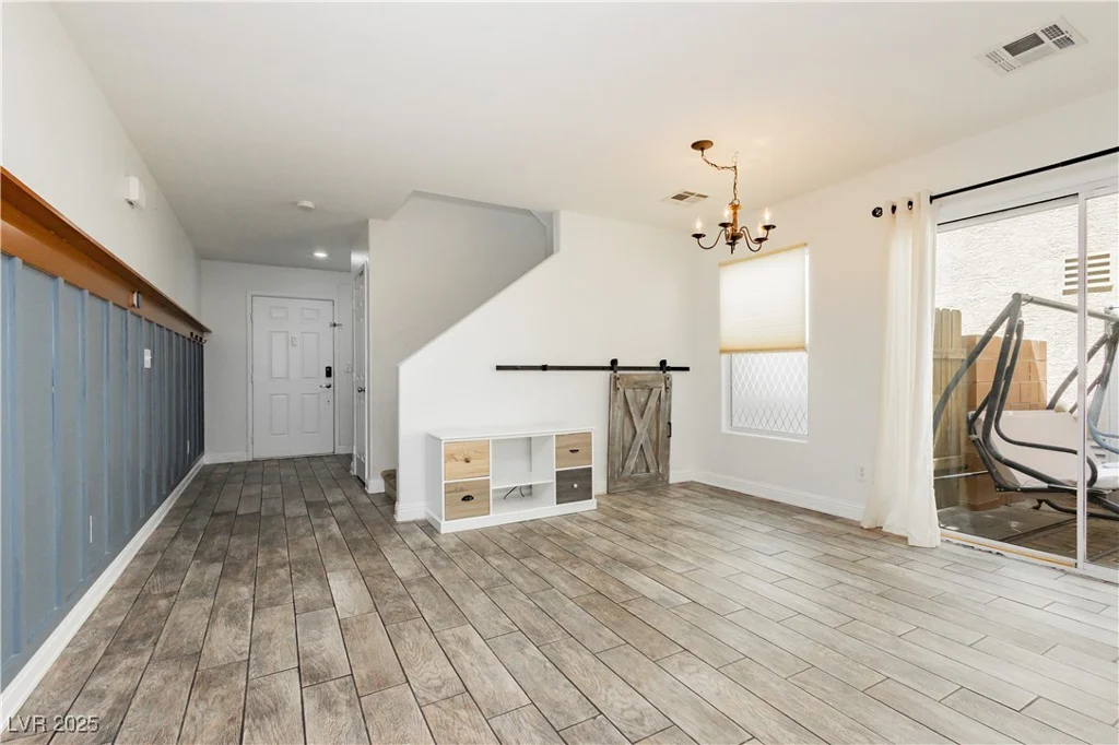 551 Swiss Cottage, Las Vegas, NV 89178