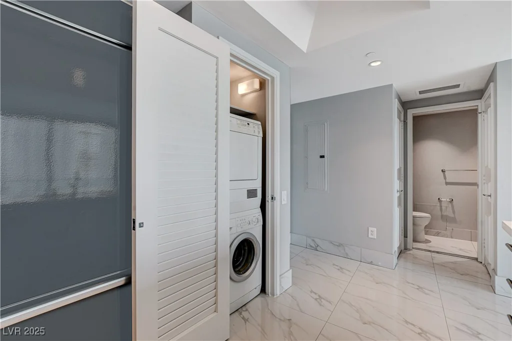 222 Karen, Las Vegas, NV 89109