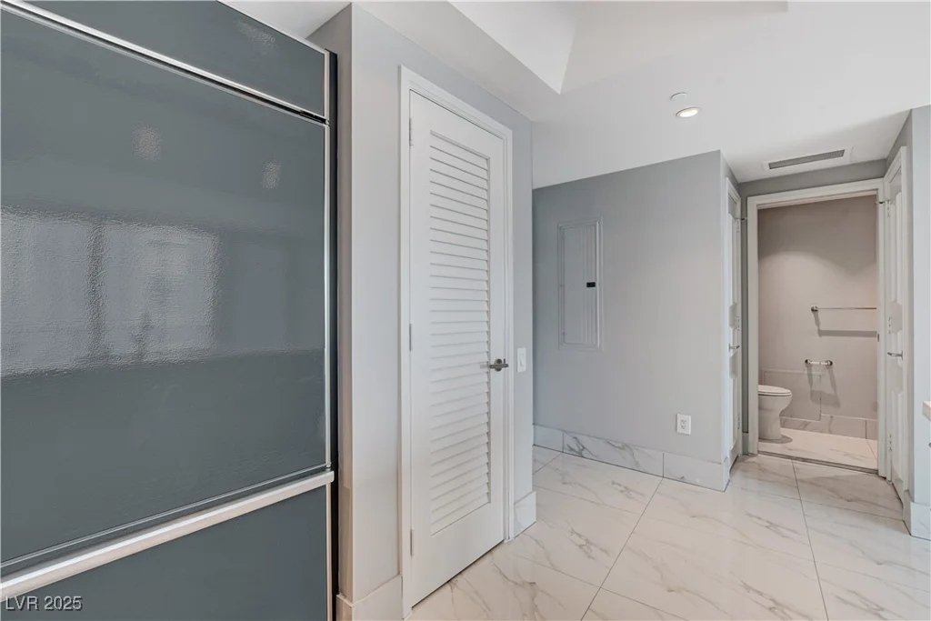 222 Karen, Las Vegas, NV 89109