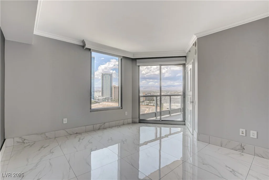 222 Karen, Las Vegas, NV 89109