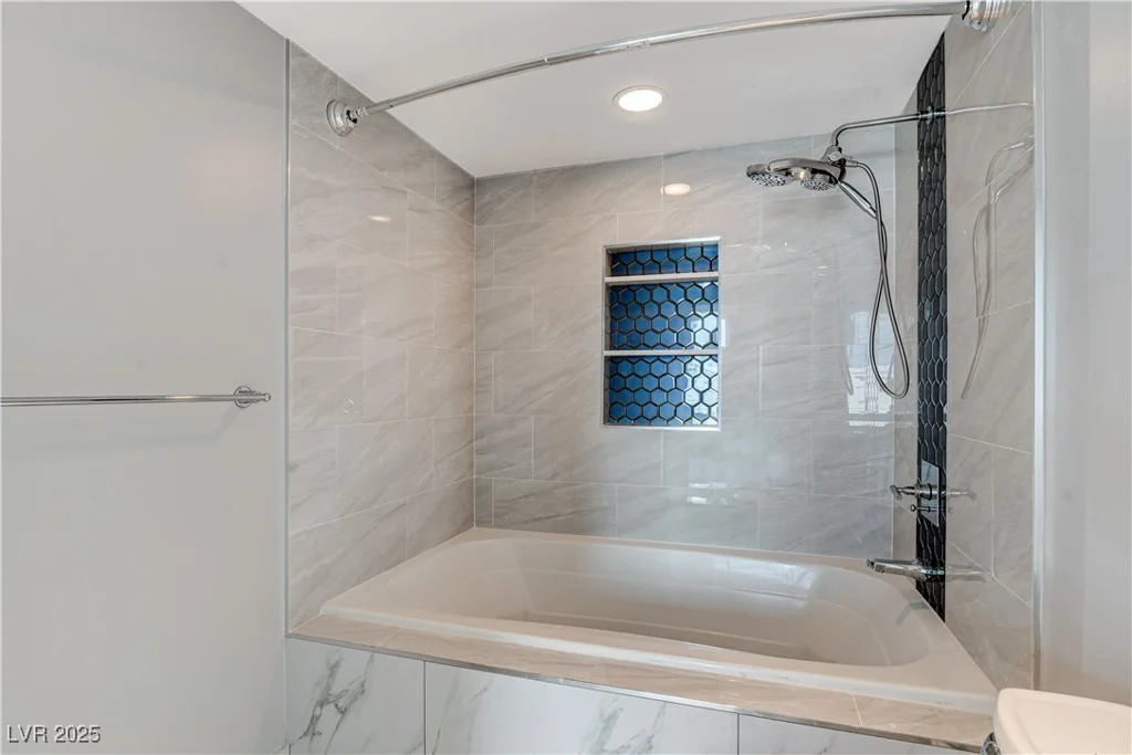 222 Karen, Las Vegas, NV 89109