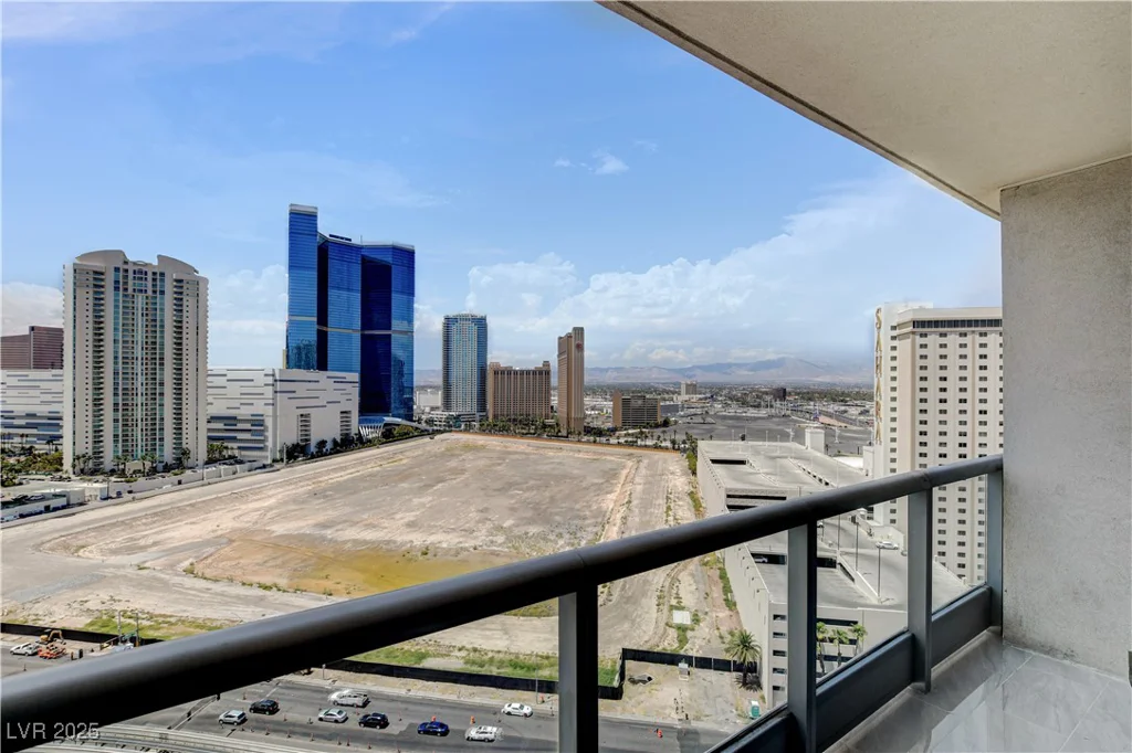222 Karen, Las Vegas, NV 89109