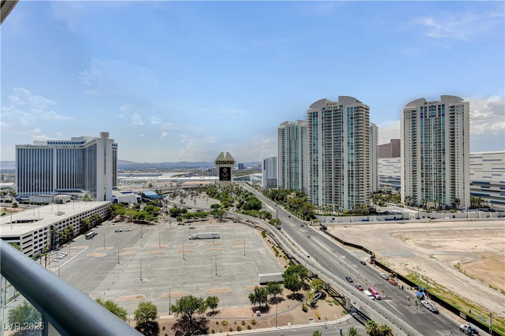 222 Karen, Las Vegas, NV 89109