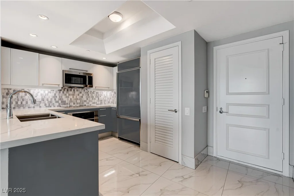 222 Karen, Las Vegas, NV 89109