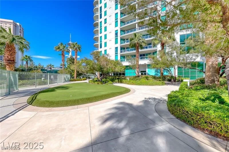222 Karen, Las Vegas, NV 89109