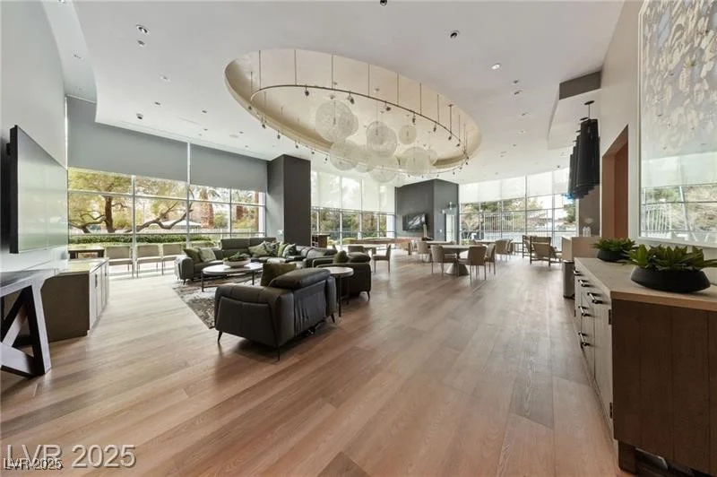 222 Karen, Las Vegas, NV 89109