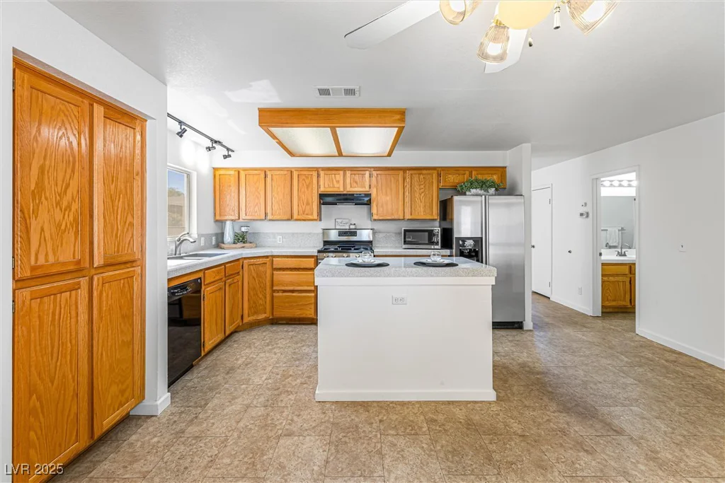 8304 Classic Villa, Las Vegas, NV 89128