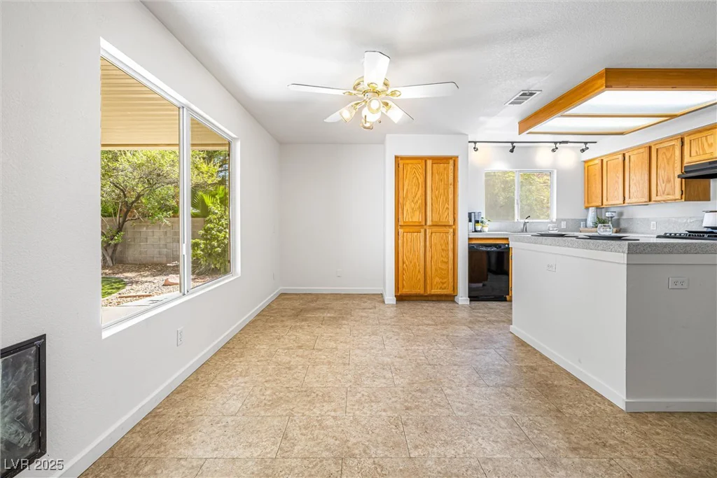 8304 Classic Villa, Las Vegas, NV 89128