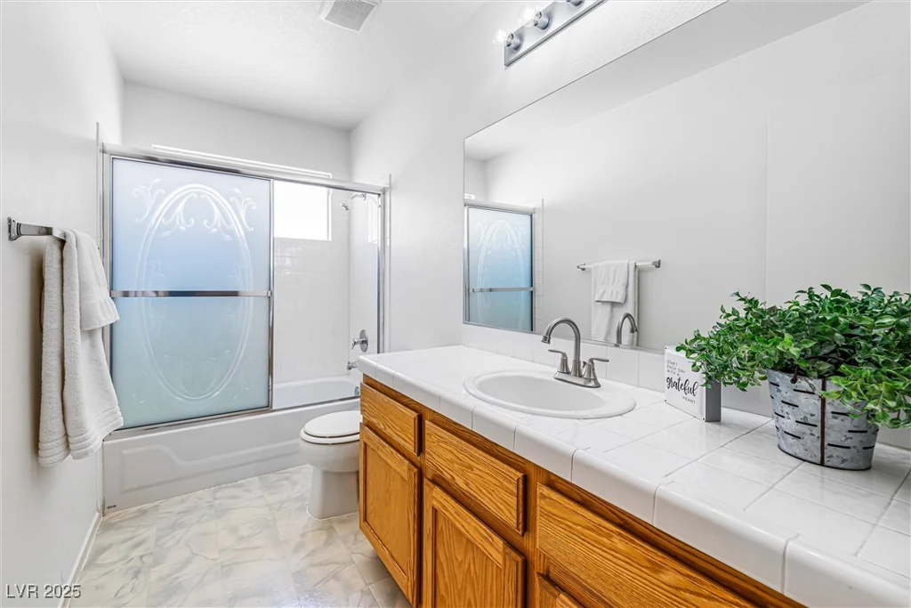 8304 Classic Villa, Las Vegas, NV 89128
