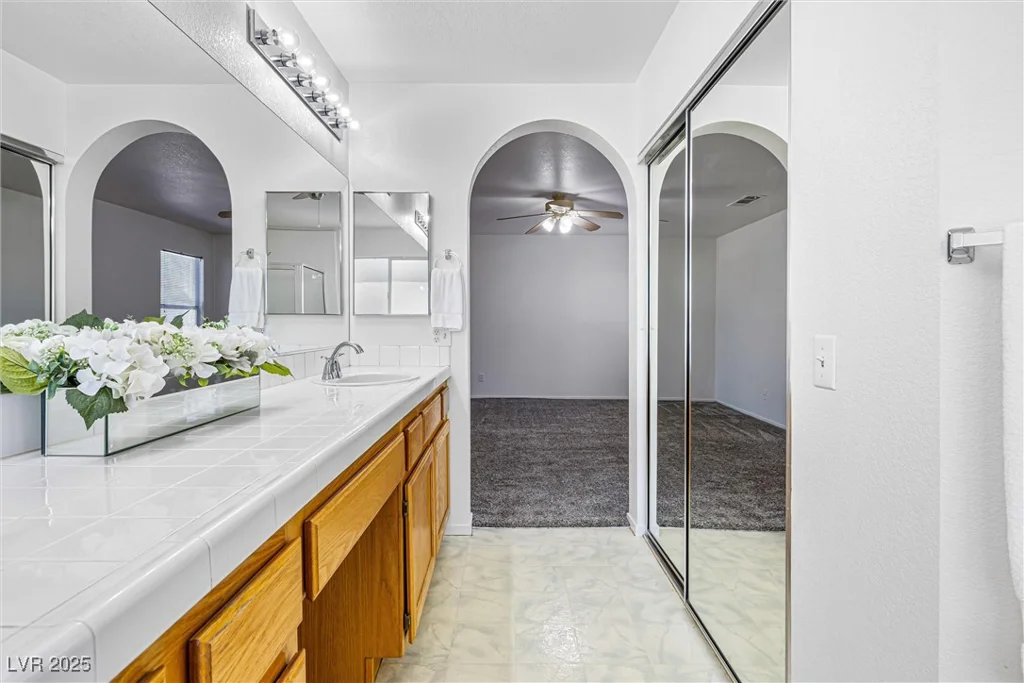 8304 Classic Villa, Las Vegas, NV 89128