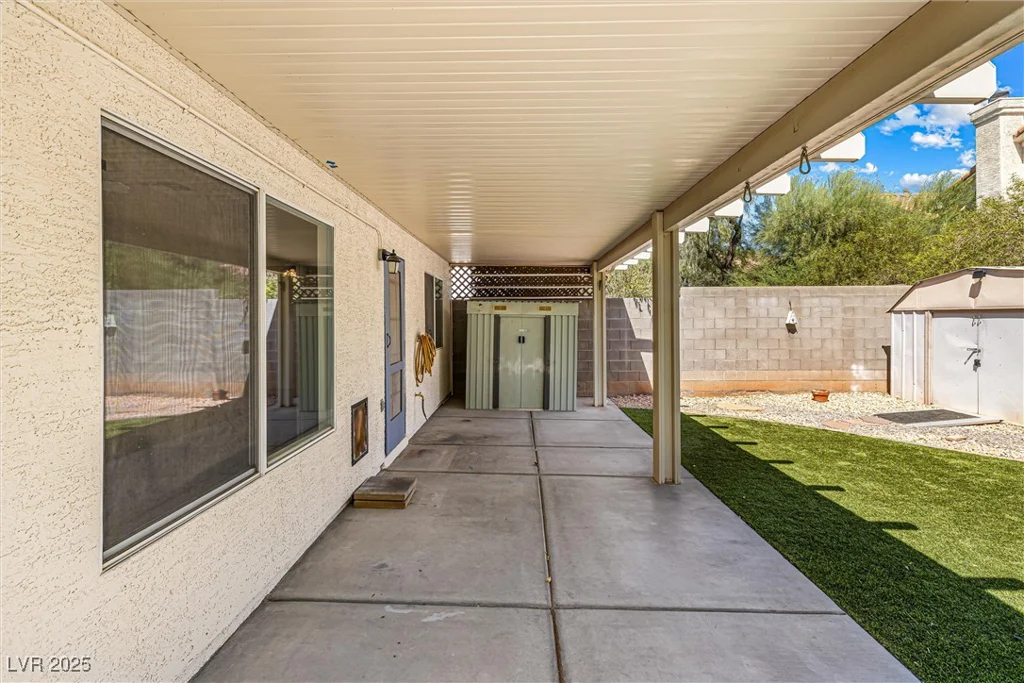 8304 Classic Villa, Las Vegas, NV 89128