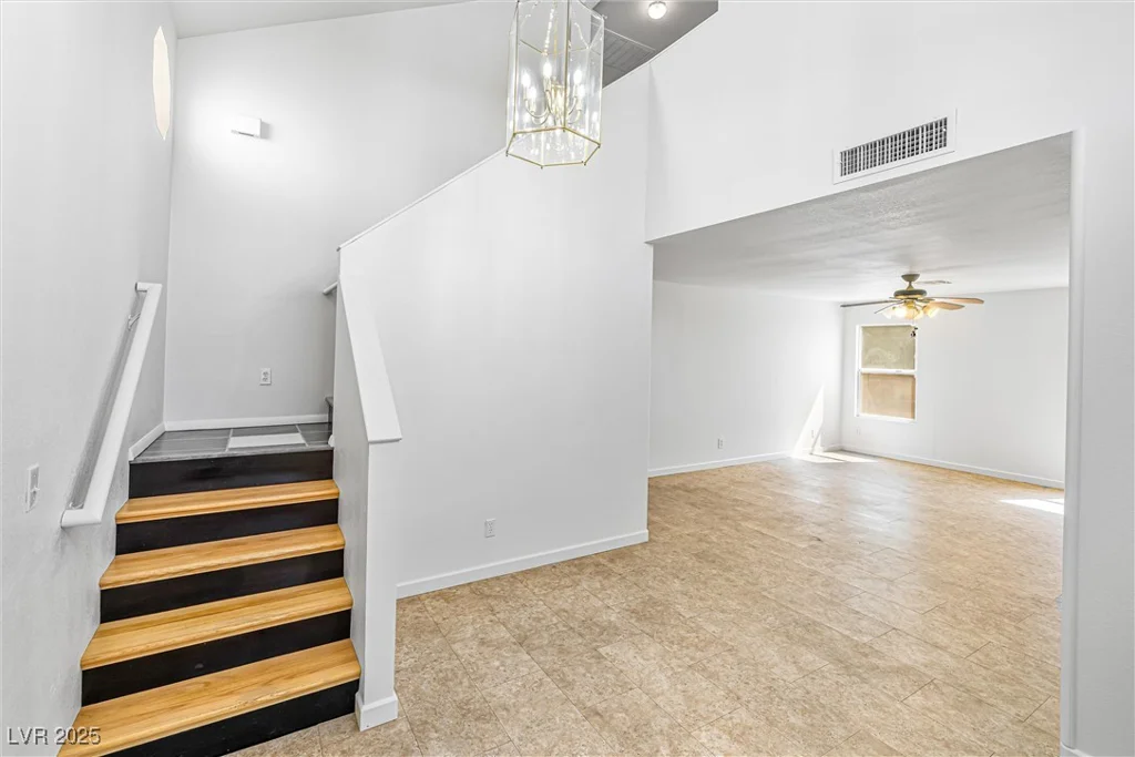 8304 Classic Villa, Las Vegas, NV 89128