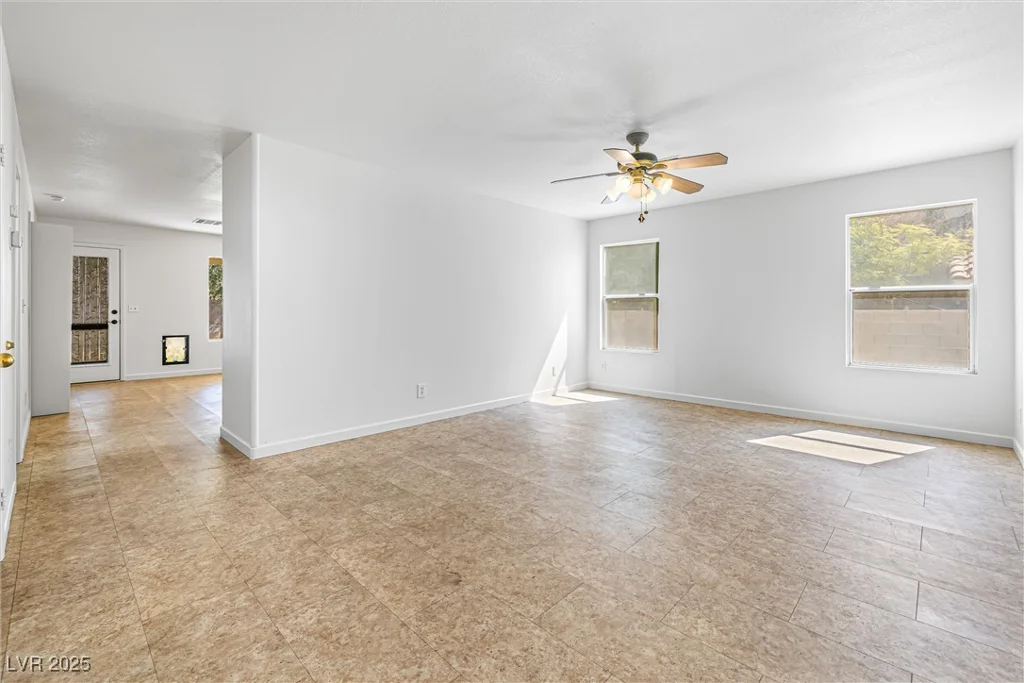 8304 Classic Villa, Las Vegas, NV 89128