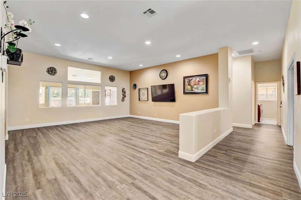 8309 Spanish Meadows, Las Vegas, NV 89131