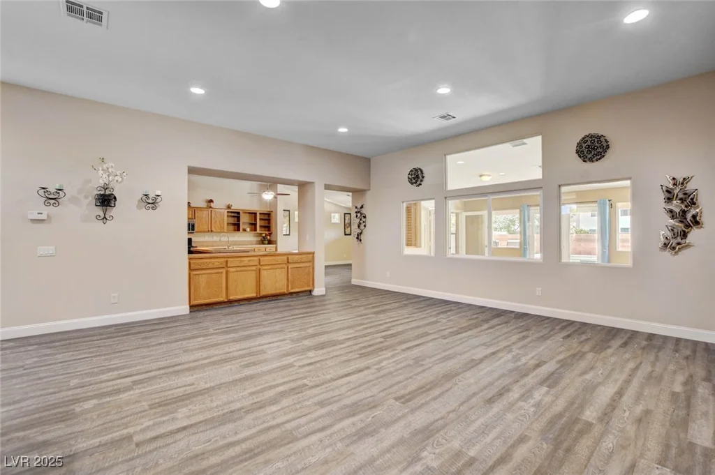 8309 Spanish Meadows, Las Vegas, NV 89131