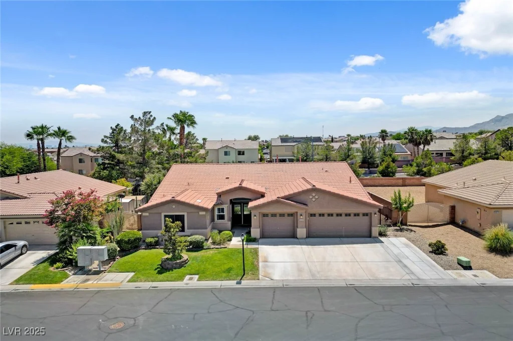 8309 Spanish Meadows, Las Vegas, NV 89131