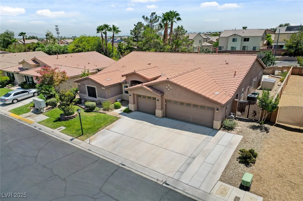 8309 Spanish Meadows, Las Vegas, NV 89131