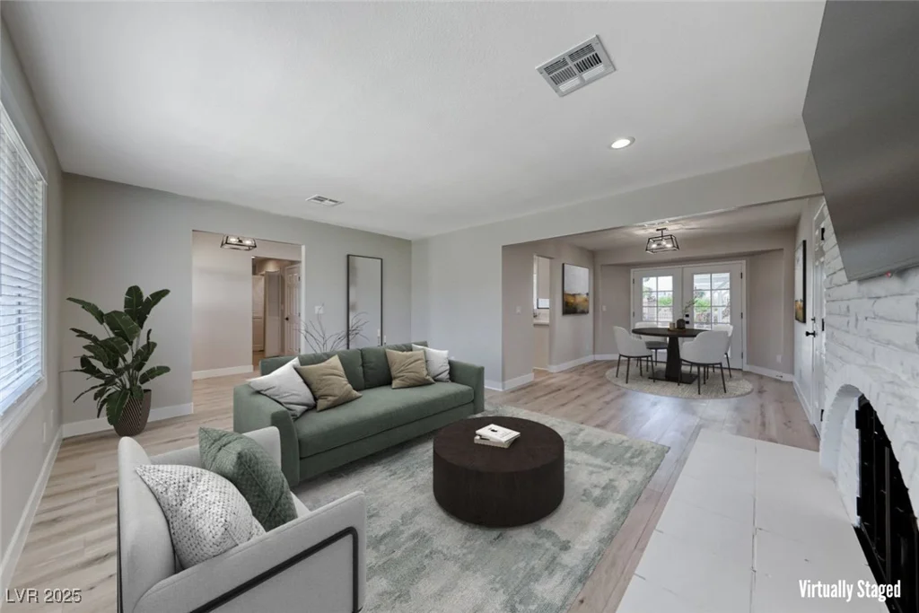 360 Kimberly, Henderson, NV 89015