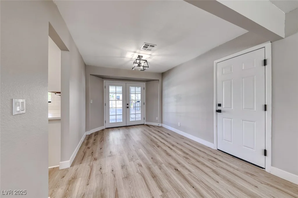 360 Kimberly, Henderson, NV 89015