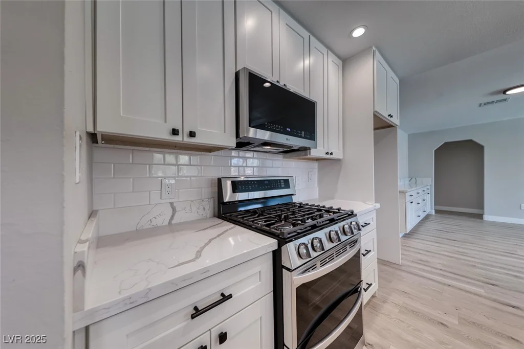 360 Kimberly, Henderson, NV 89015