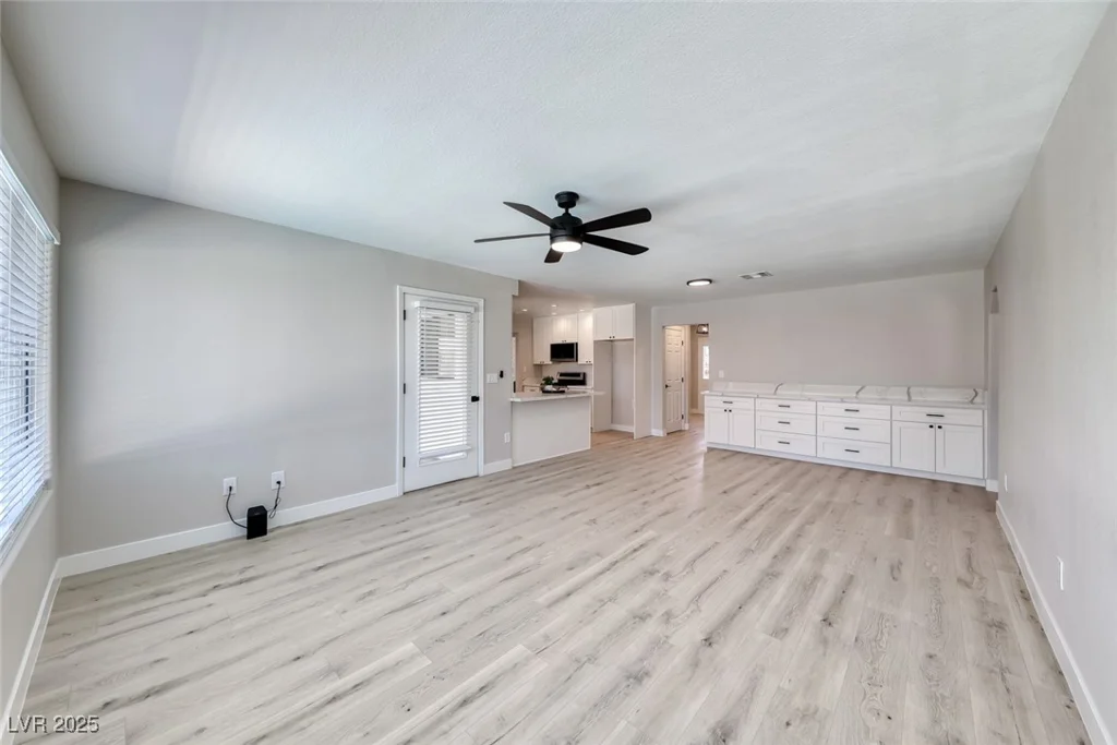 360 Kimberly, Henderson, NV 89015