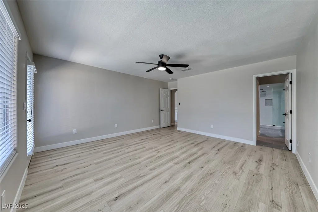 360 Kimberly, Henderson, NV 89015