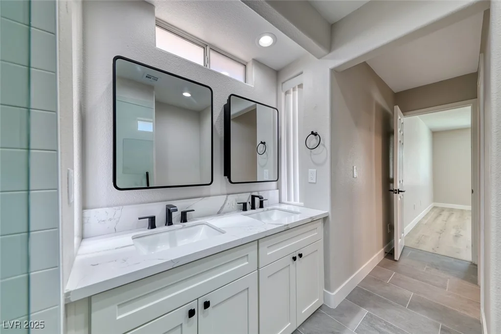 360 Kimberly, Henderson, NV 89015