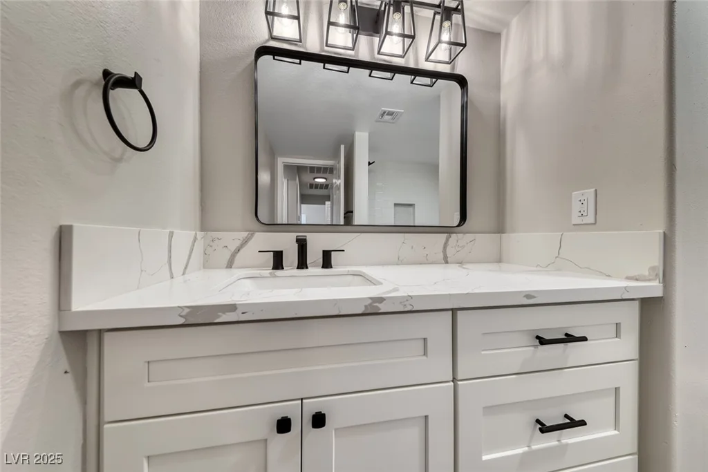 360 Kimberly, Henderson, NV 89015