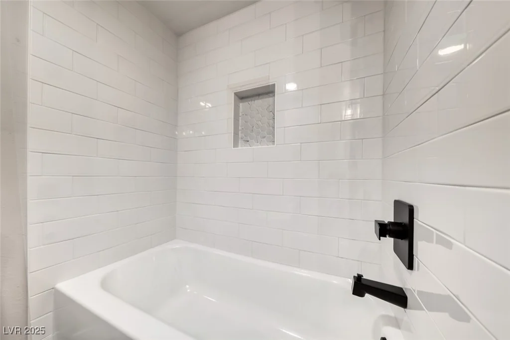 360 Kimberly, Henderson, NV 89015