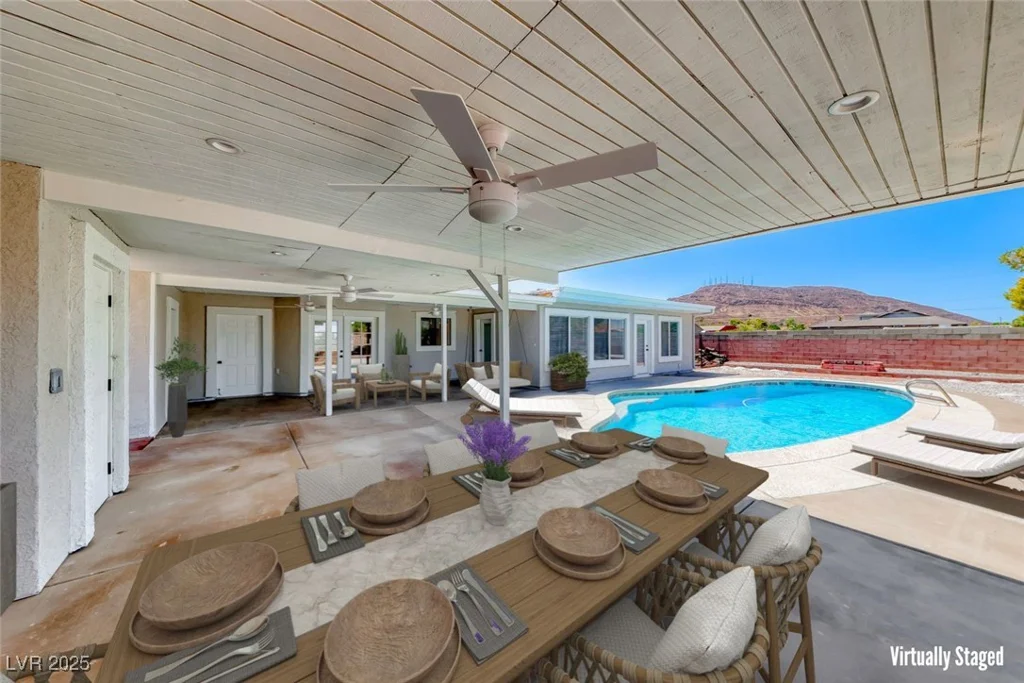 360 Kimberly, Henderson, NV 89015
