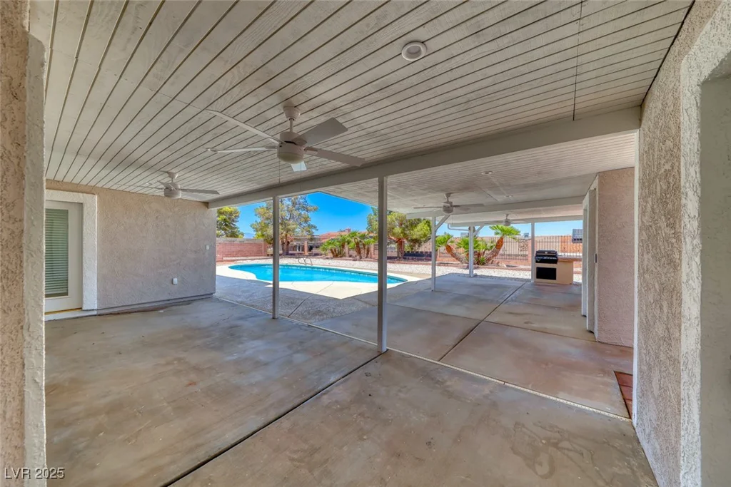 360 Kimberly, Henderson, NV 89015