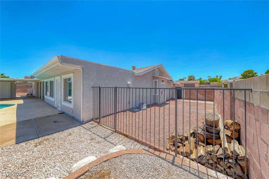 360 Kimberly, Henderson, NV 89015