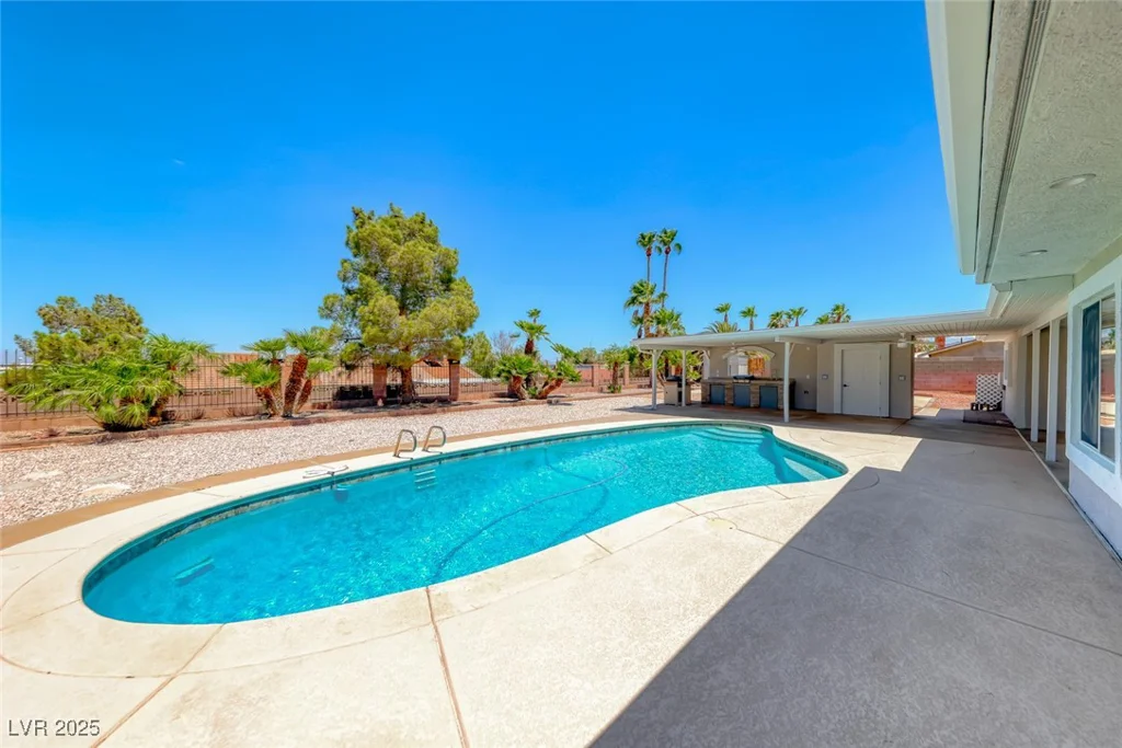 360 Kimberly, Henderson, NV 89015