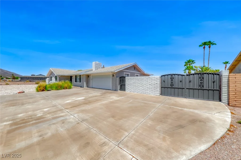360 Kimberly, Henderson, NV 89015