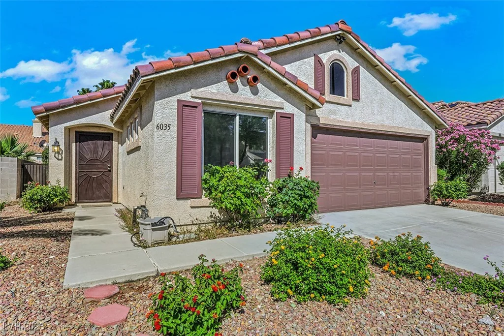 6035 Shadow Oak, North Las Vegas, NV 89031