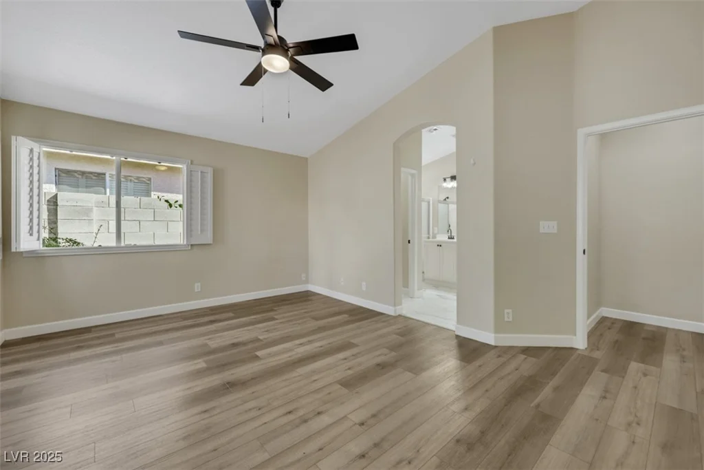 6035 Shadow Oak, North Las Vegas, NV 89031