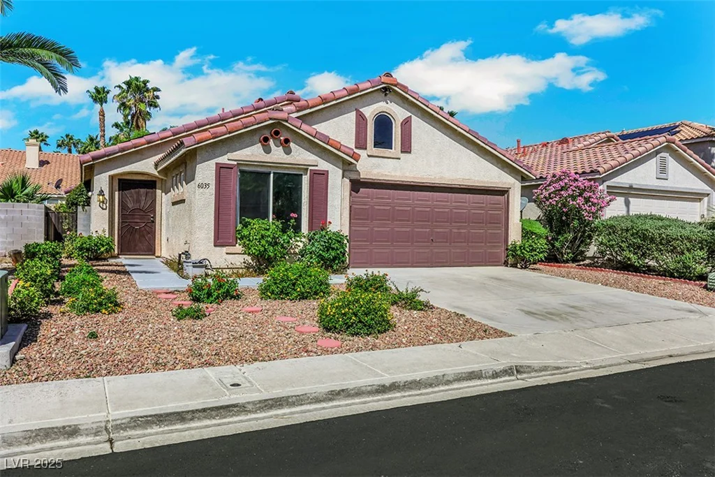 6035 Shadow Oak, North Las Vegas, NV 89031