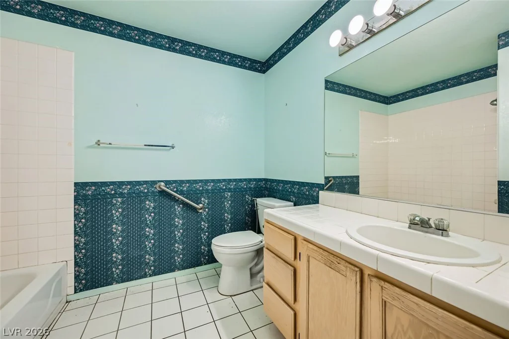 2725 Nellis, Las Vegas, NV 89121