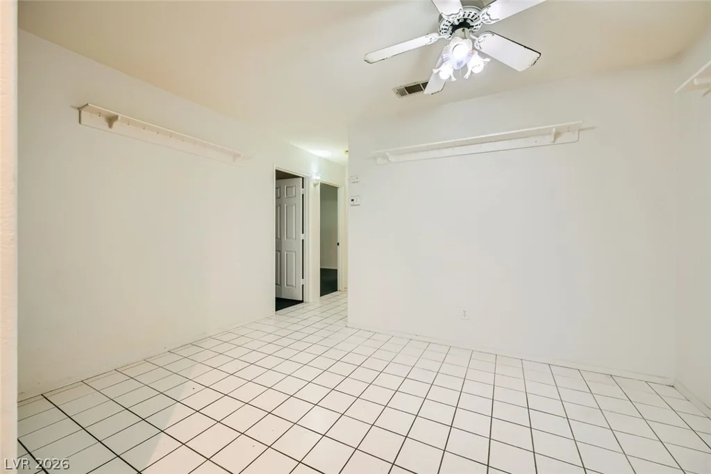 2725 Nellis, Las Vegas, NV 89121