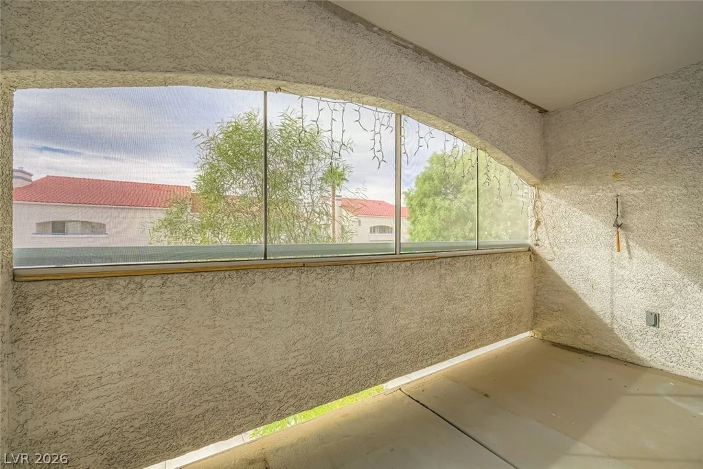 2725 Nellis, Las Vegas, NV 89121