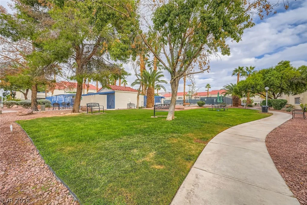 2725 Nellis, Las Vegas, NV 89121