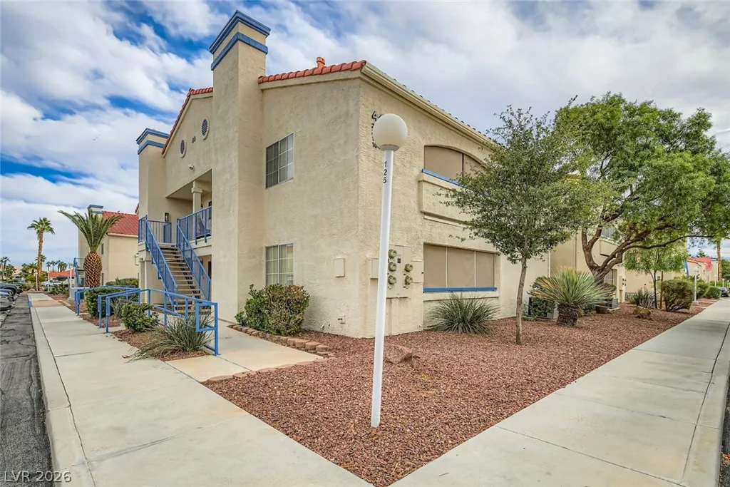 2725 Nellis, Las Vegas, NV 89121