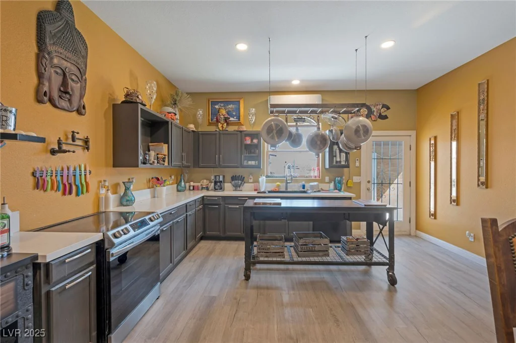 2314 Bledsoe, Las Vegas, NV 89156