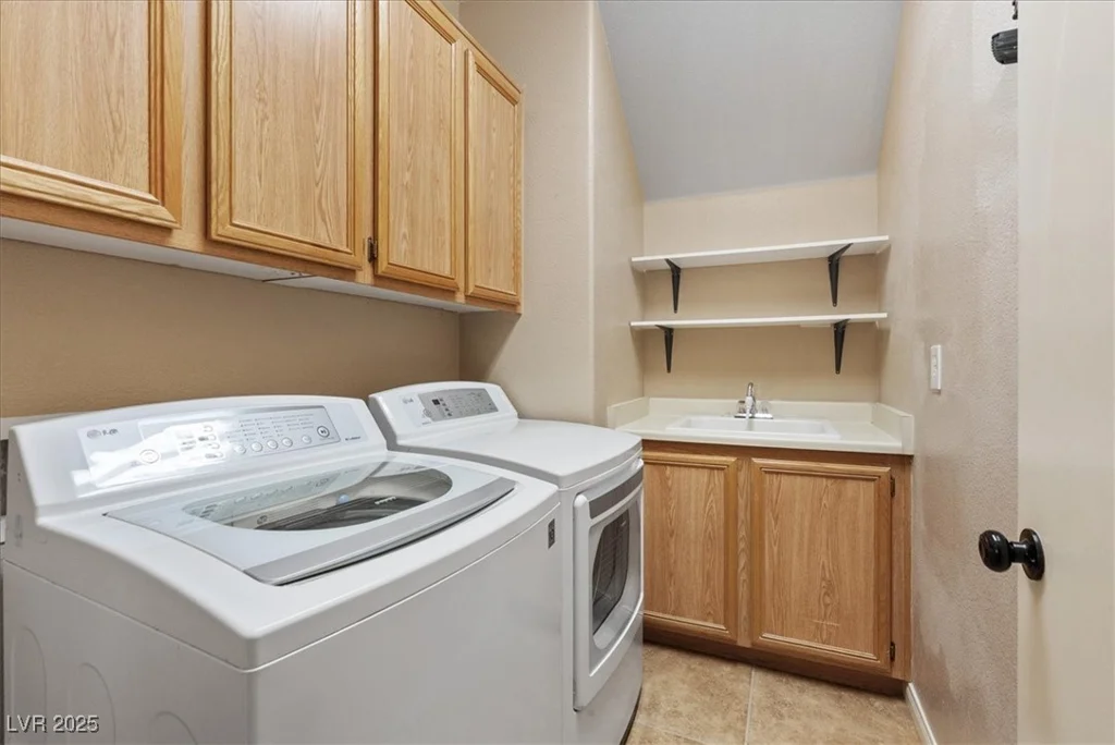 51 Green Hills, Henderson, NV 89012