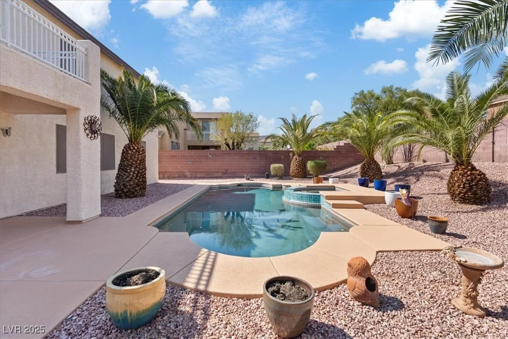 51 Green Hills, Henderson, NV 89012